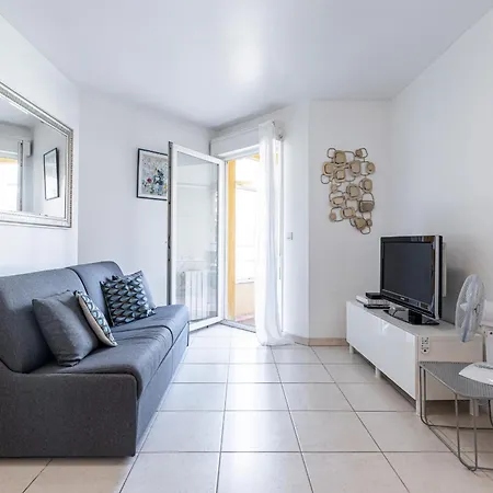 Apartment Quiet 1 Bdr Port! Close Place Du Pin Garibaldi *